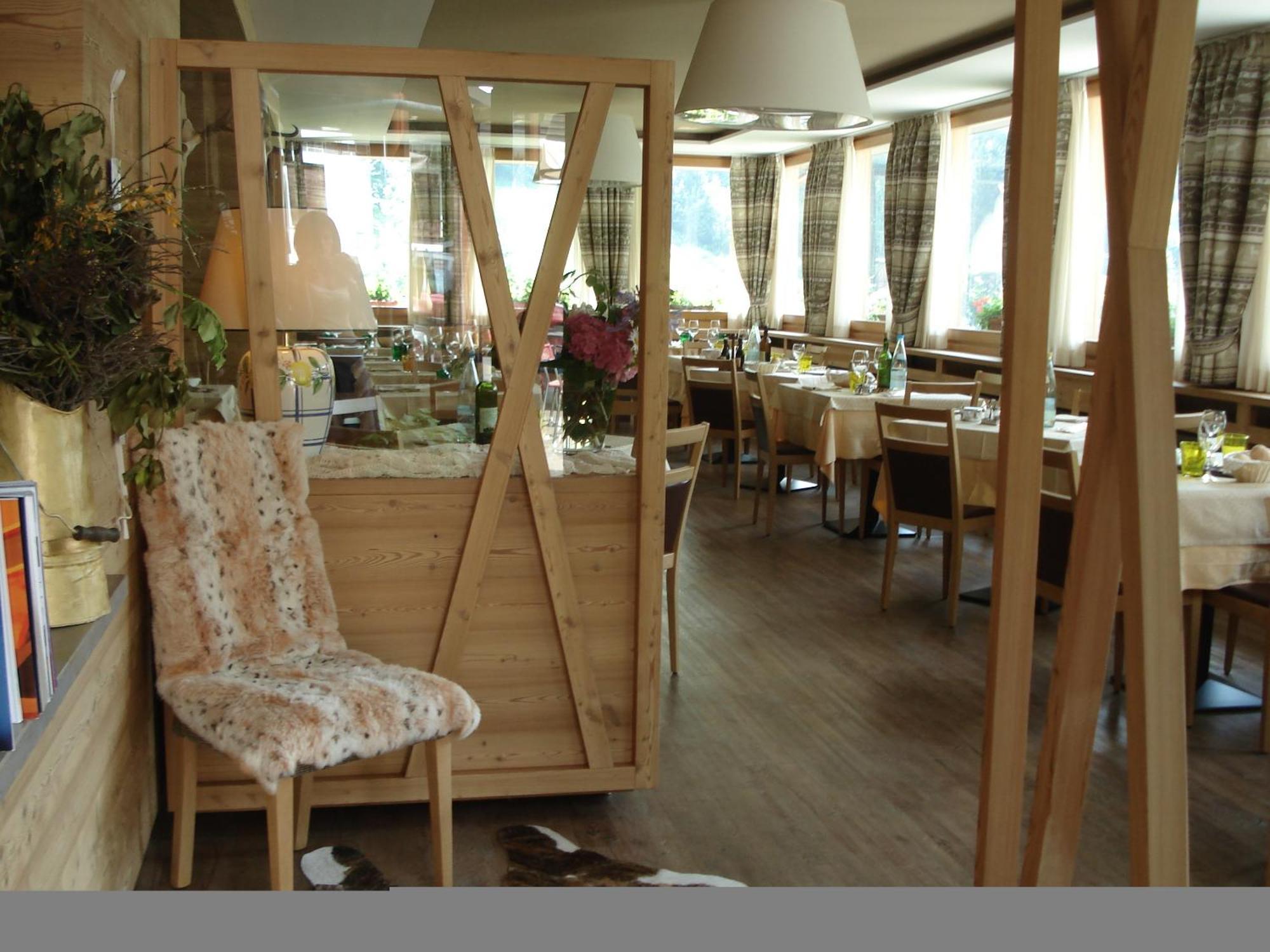 Hotel Pedretti Branzi Εξωτερικό φωτογραφία