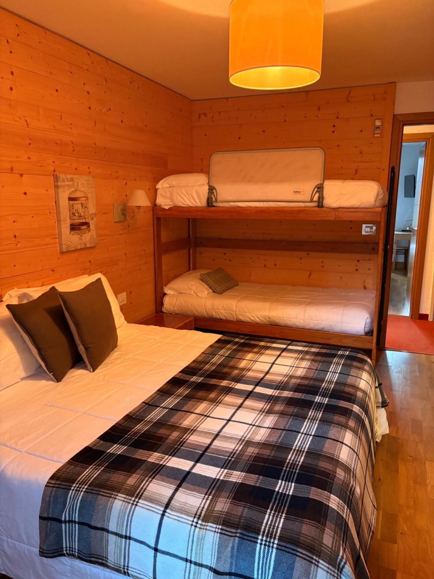 Hotel Pedretti Branzi Εξωτερικό φωτογραφία